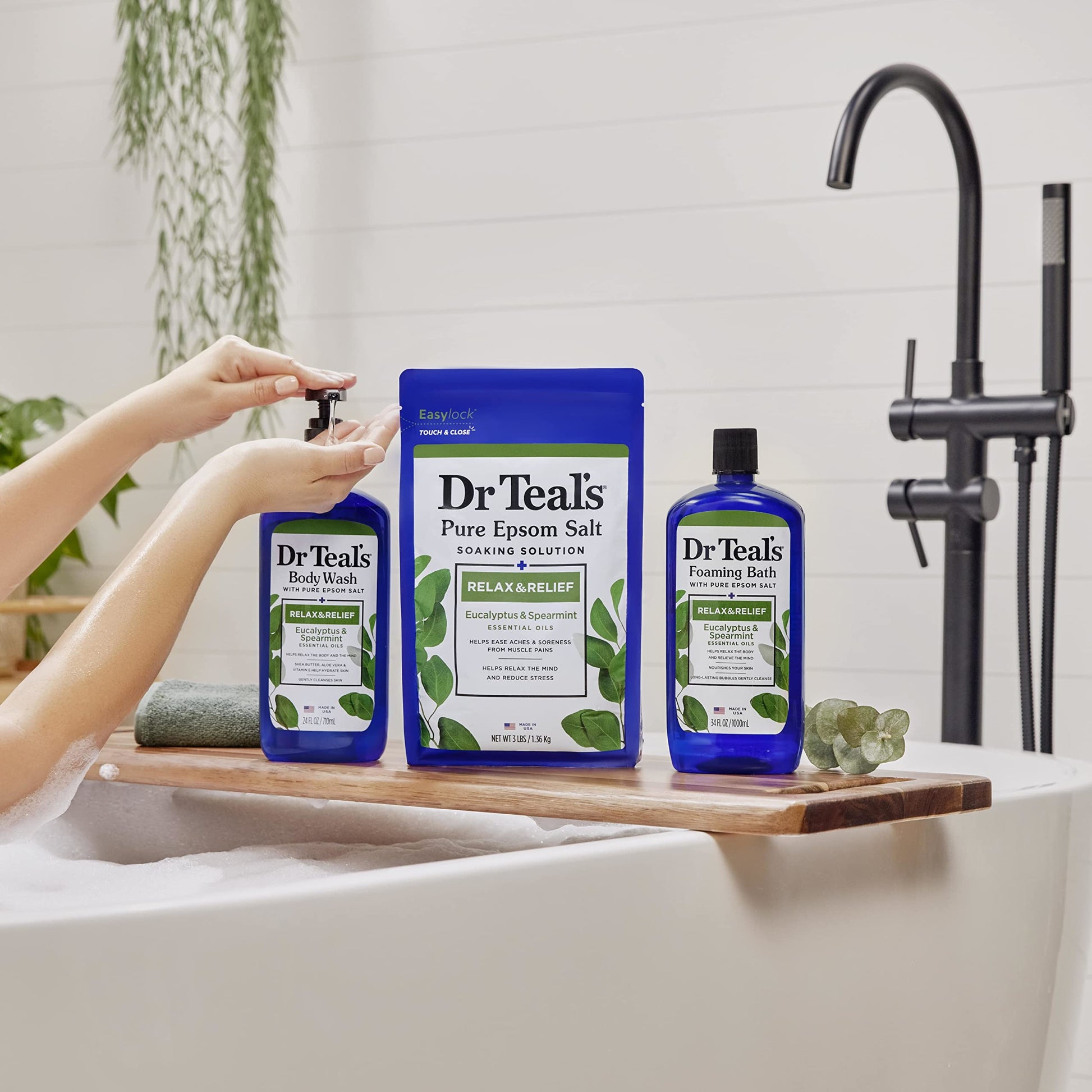 Dr Teal's - Baño espumoso con sal pura de Epsom, relajación y alivio con eucalipto y menta verde, 34 onzas líquidas (paquete de 4)