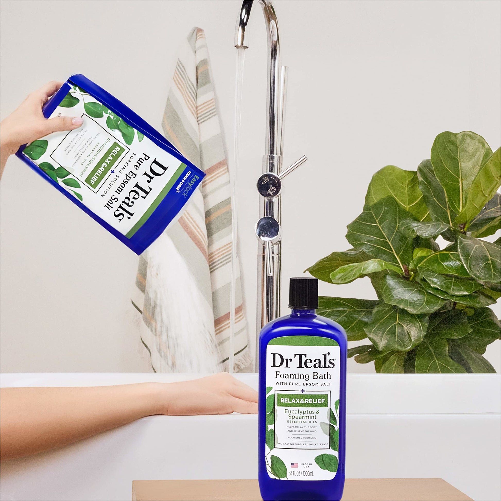 Dr Teal's - Sal de Epsom - Remojo, relajación y alivio con eucalipto y menta verde, 3 libras (paquete de 4)